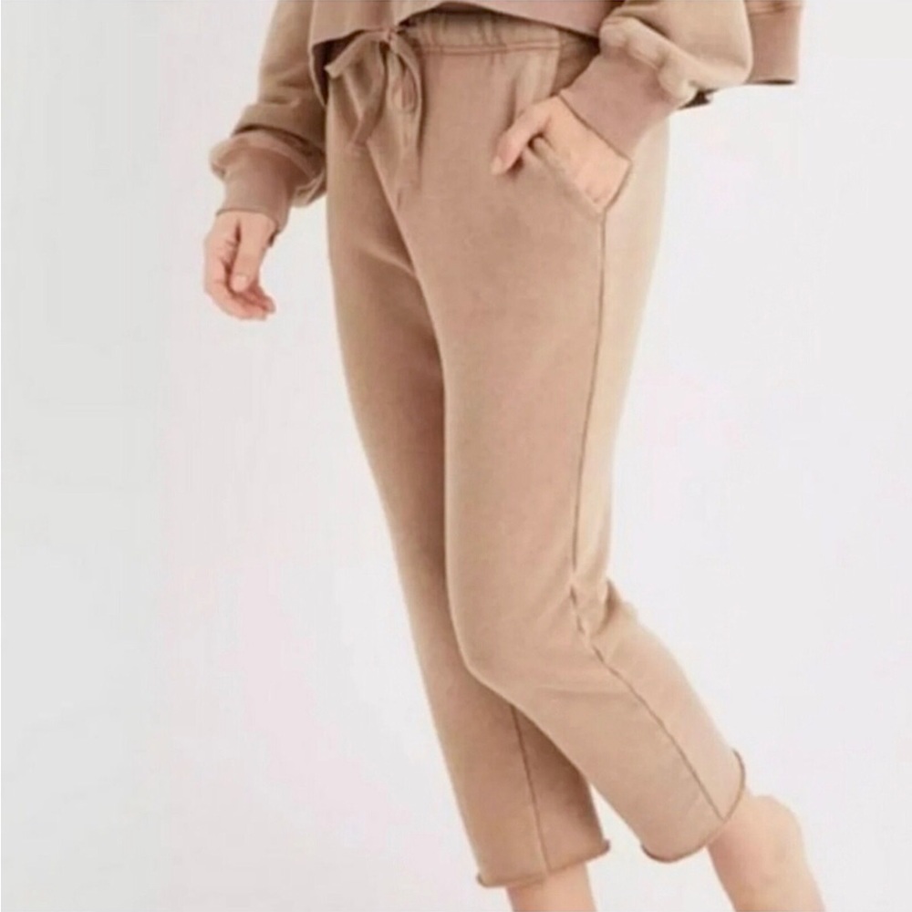 Aerie Comfy Capri Sweatpants
